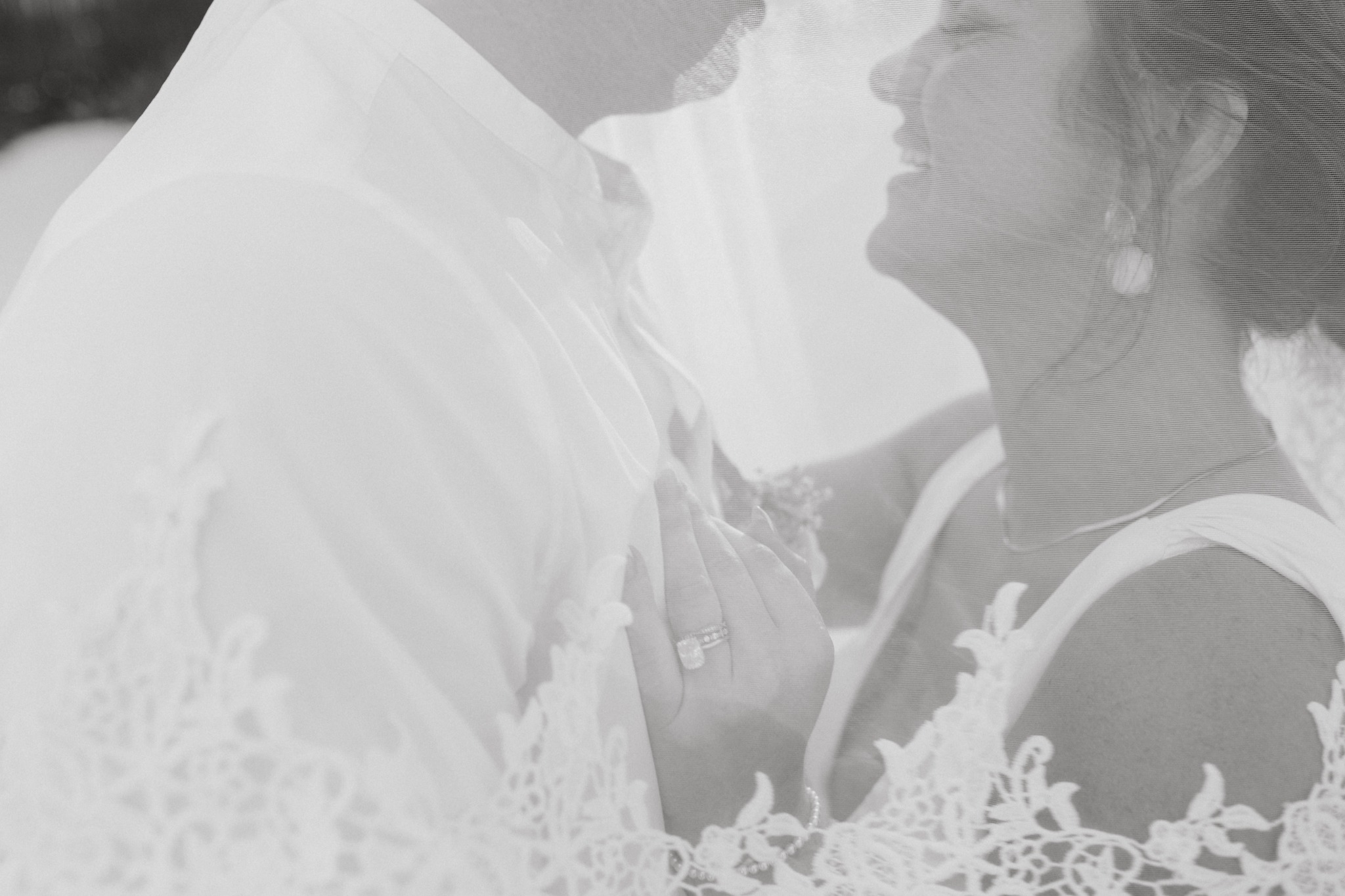 Bodas íntimas en Sevilla: menos es más – MAJESTITY, image size:2048x1365